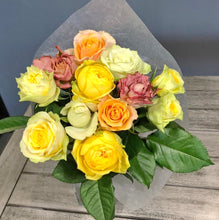 画像をギャラリービューアに読み込む, 新年発送 Rose Time Bouquet イエロー x オレンジ系